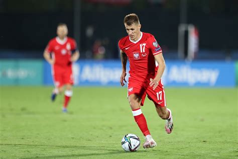 Szymański Damian ustrzelił gola i nazwany został bohaterem drużyny Polski! Wielkie emocje w ostatnich minutach pojedynku z angielską reprezentacją piłkarską!