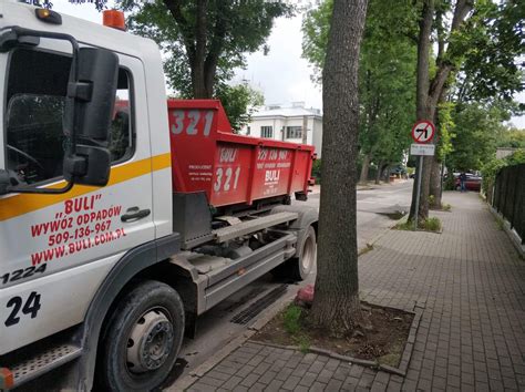 Wywóz odpadów i sprawdzone kontenery na gruz Warszawa marzec 2022